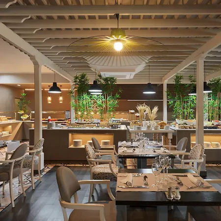 Boutique H10 White - Adults Only Szálloda