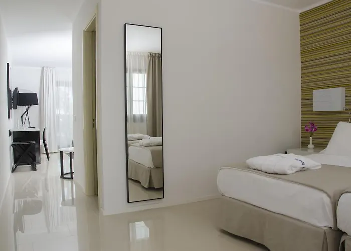 Boutique H10 White - Adults Only Szálloda 4*