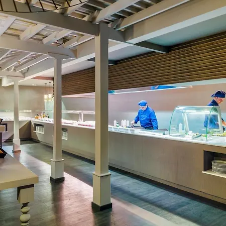 Boutique H10 White - Adults Only Готель