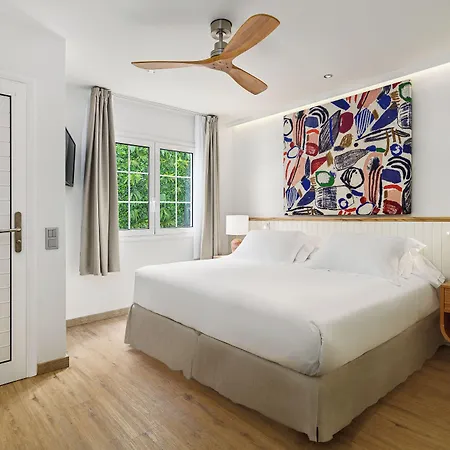 Boutique H10 White - Adults Only Готель 4*