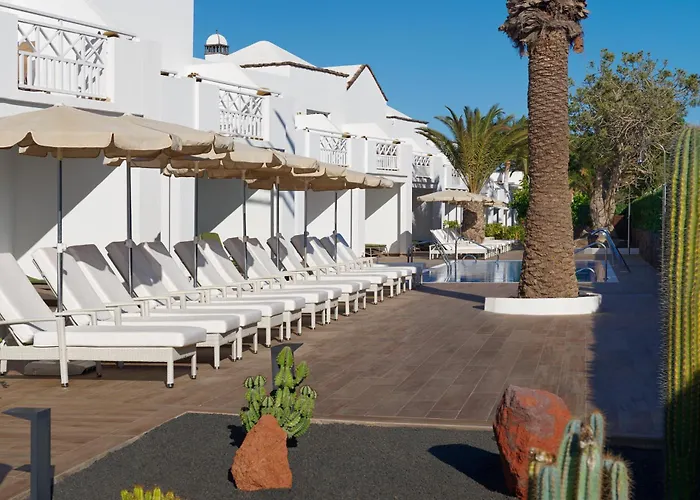 أتش10 وايت سويتس البوتيكي - للبالغين فقط