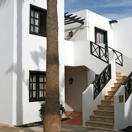 Boutique H10 White - Adults Only 4*